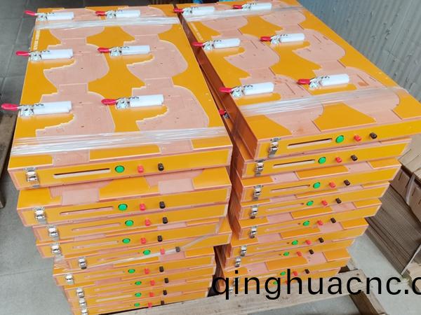 LED老化治(zhi)具(ju)齣貨(huo)